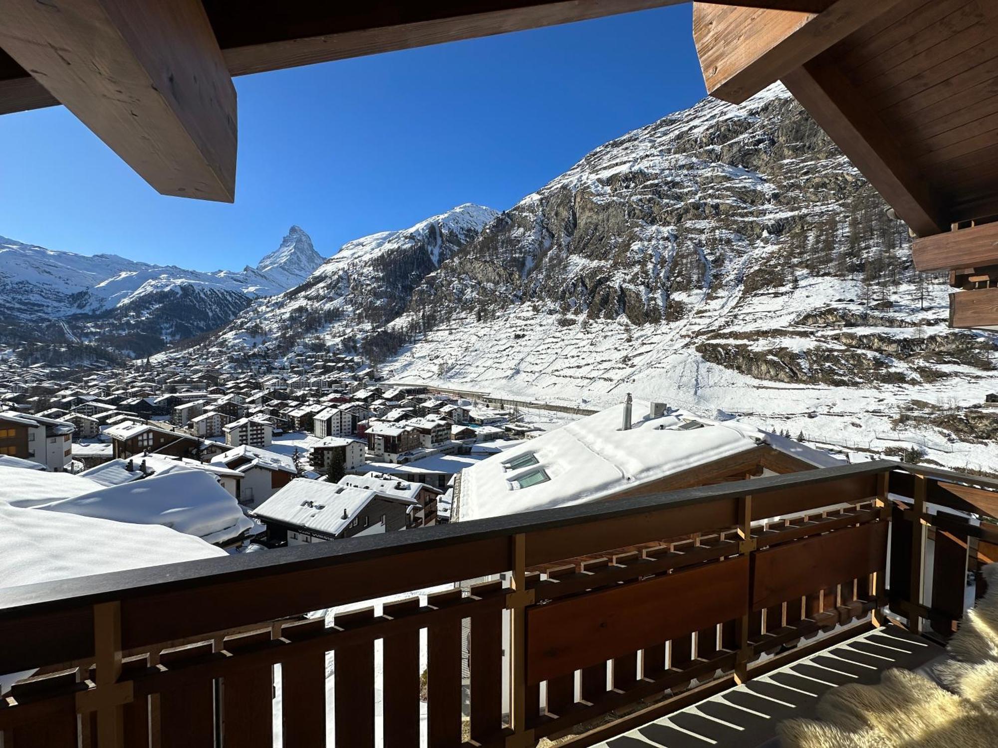 Modern Self-Catering Apartment With Matterhorn Views Zermatt Exteriér fotografie